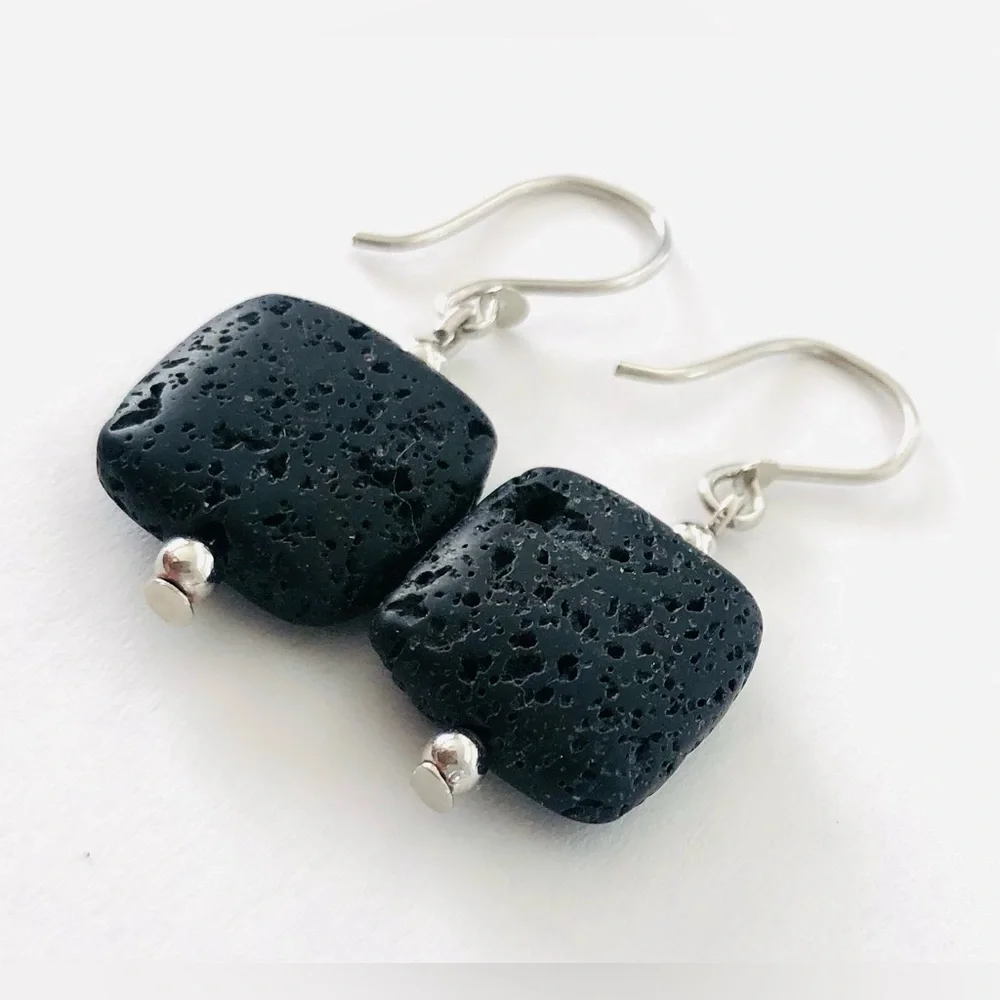 ⭐️ 5 for $25 ⭐️ Black lava square earrings - NEW carded & arrive gift packaged
